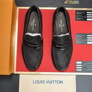 Louis Vuitton Penny Loafer काला टेक्स्चर्ड ग्रेन लेदर लोअफर
