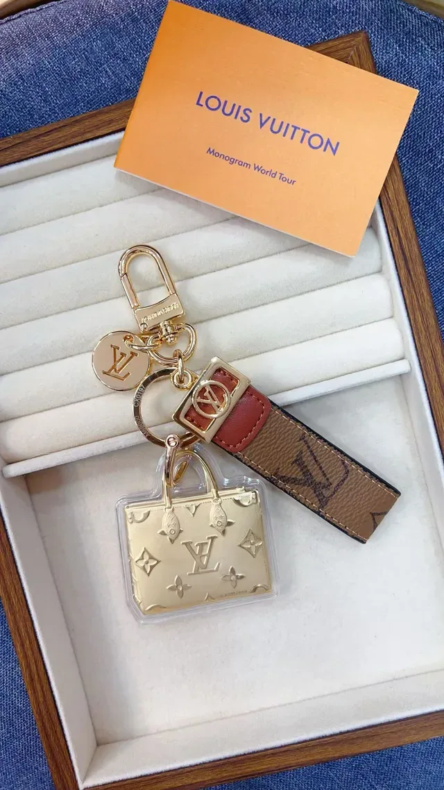 Louis Vuitton Petite Malle Gold Beige Monogrammed Leather Strap Metal Hardware Handbag 4