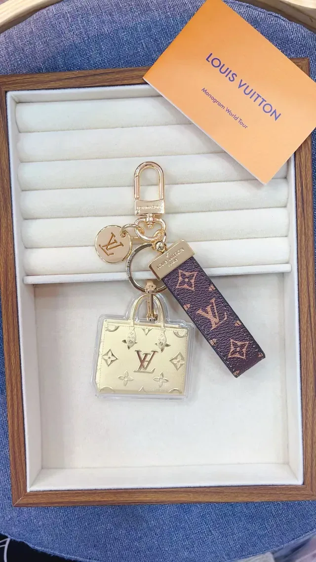 Louis Vuitton Petite Malle Gold Beige Monogrammed Leather Strap Metal Hardware Handbag 7