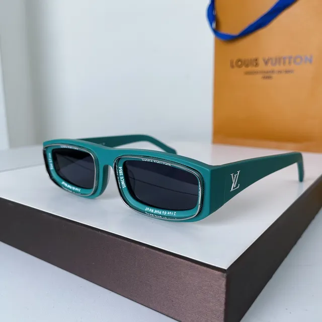 Louis Vuitton Rectangular Blue Acetate Sunglasses 4