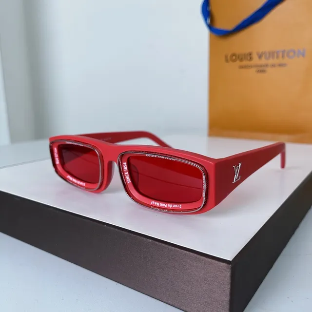 Louis Vuitton Rectangular Blue Acetate Sunglasses 5