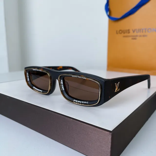 Louis Vuitton Rectangular Blue Acetate Sunglasses 6