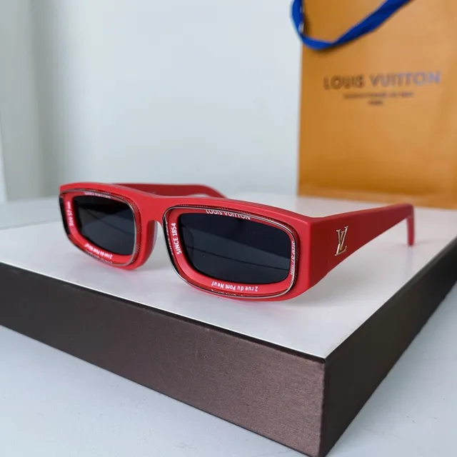 Louis Vuitton Rectangular Blue Acetate Sunglasses 7
