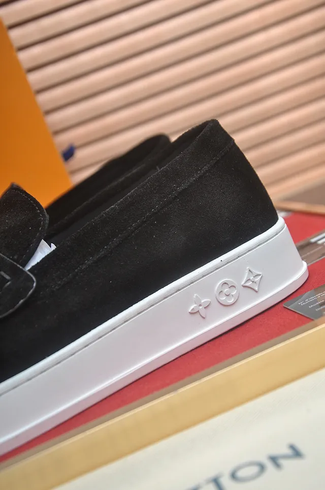 Louis Vuitton Run Away Black White Suede Upper Rubber Sole Loafer 2