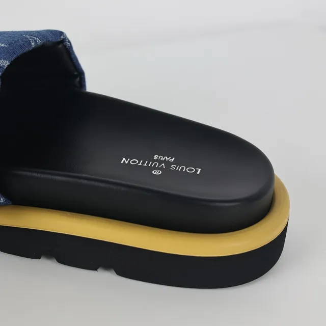 Louis Vuitton Run Away Denim Monogram Slipper 4