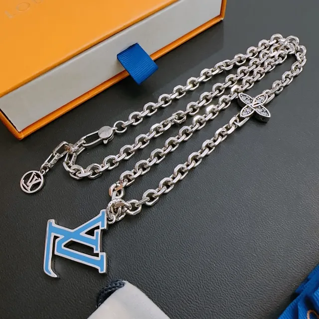 Louis Vuitton Silver Blue Chain Link Enamel LV Pendant Necklace 3