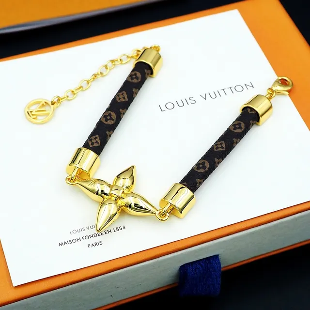Louis Vuitton Star Monogram Leather Gold-Tone Bracelet 3