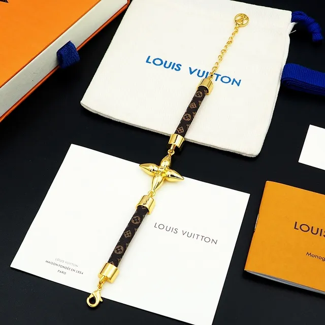 Louis Vuitton Star Monogram Leather Gold-Tone Bracelet 7