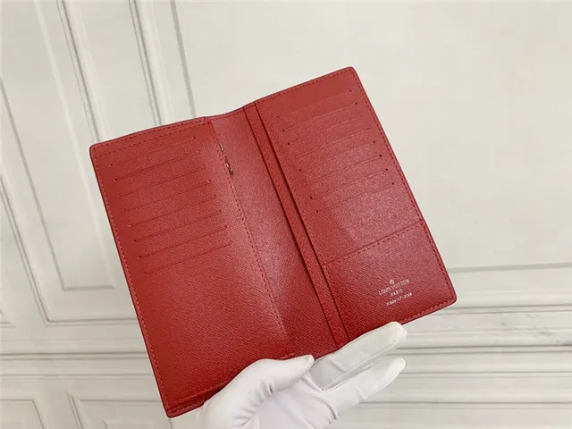 Louis Vuitton Supreme Collaboration Vermelho Branco Epi Couro Textura Logotipo Bold Carteira Longa 15