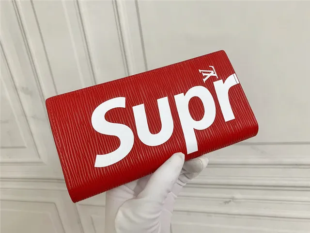 Louis Vuitton Supreme Collaboration Vermelho Branco Epi Couro Textura Logotipo Bold Carteira Longa 17