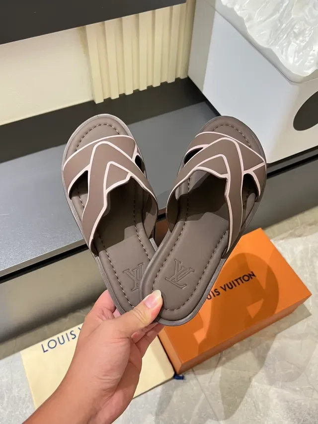 Louis Vuitton V-Strap Slide Black White Interlocking Flat Sole Slippers 8