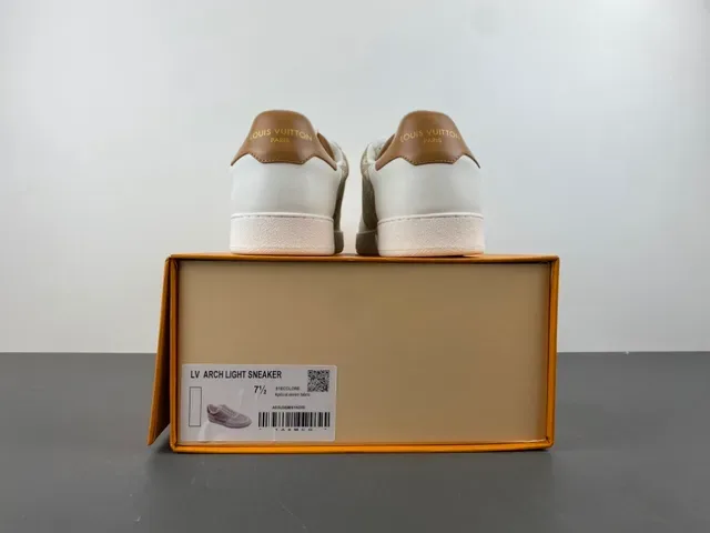 Louis Vuitton White Beige Low-Top Monogram Canvas Lifestyle Sneakers 17