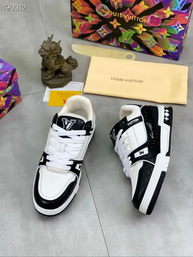 Louis Vuitton White Black Low-Top Crocodile-Embossed Leather Lifestyle Sneakers 8