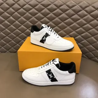 Louis Vuitton White Black Low-Top Leather Upper Lifestyle Sneakers