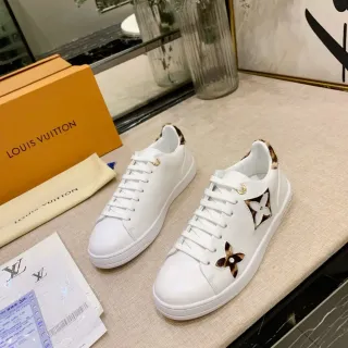 Louis Vuitton Zapatos Lifestyle Blancos Marrones de Cuero con estampado de leopardo y apliques florales