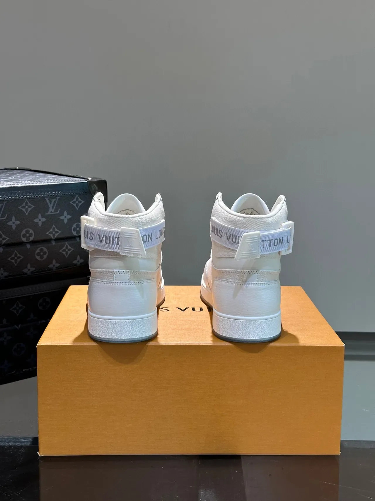 Louis Vuitton White Gray High-Top Textured Upper Lifestyle Sneakers 6