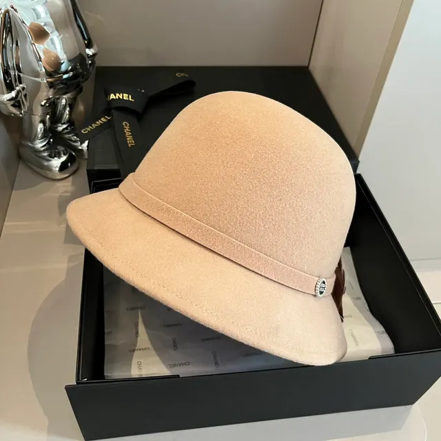 Miu Miu Beige Black Structured Felt Wide Brim Fedora 4