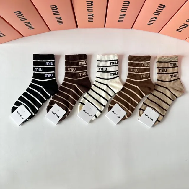 Miu Miu Striped Logo-Band Ankle Socks 2