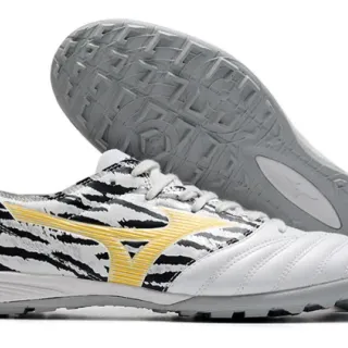 Mizuno White Black Quilted Toe Cap Zebra-Print Overlay Turf Soccer Shoes
