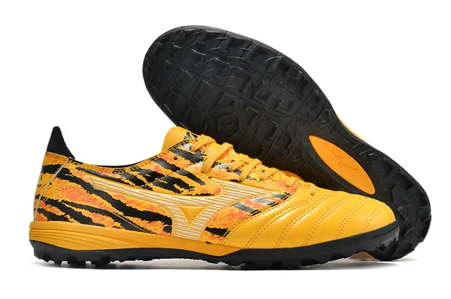 Mizuno Sapatos de futebol turf branco preto com embuço acolchado superposição de estampado zebra 17