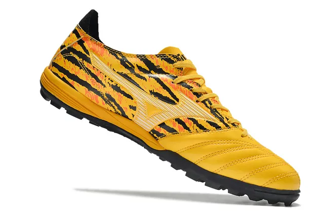 Mizuno Sapatos de futebol turf branco preto com embuço acolchado superposição de estampado zebra 19