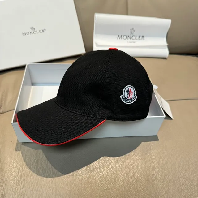 Moncler Preto Vermelho Construção de Seis Painéis Logo Bordado Boné de Beisebol 2