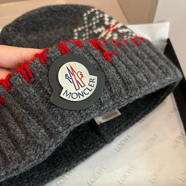 Moncler Gris Rouge Nordique Fair Isle Tricot Plié Côtelé Manchette Toque 4