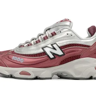 New Balance 1000 حذاء رياضي أحمر وفضي سميك
