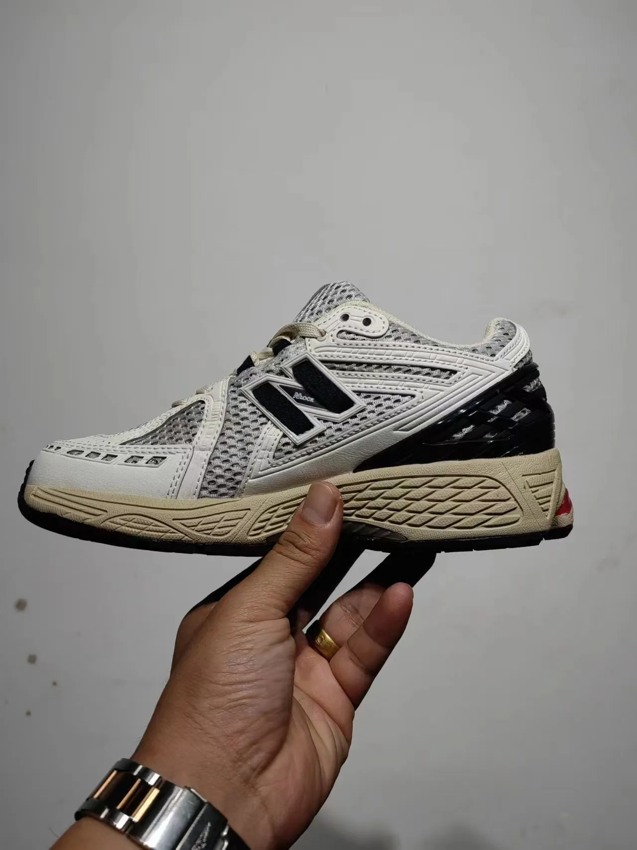 New Balance 1906R chaussures de course blanches bleu marine rouges 5