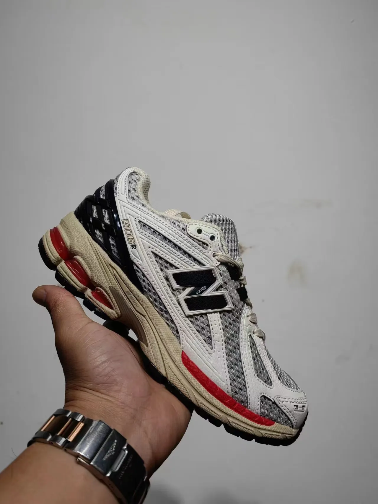 New Balance 1906R chaussures de course blanches bleu marine rouges 6