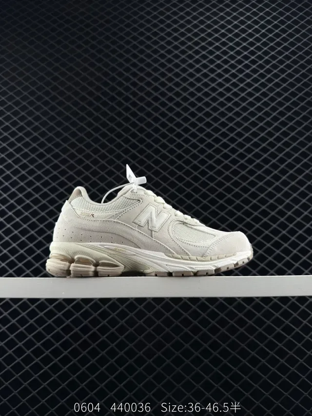 New Balance 2002R حذاء أسلوب حياة رمادي ضبابي شبكي وسويدي 5