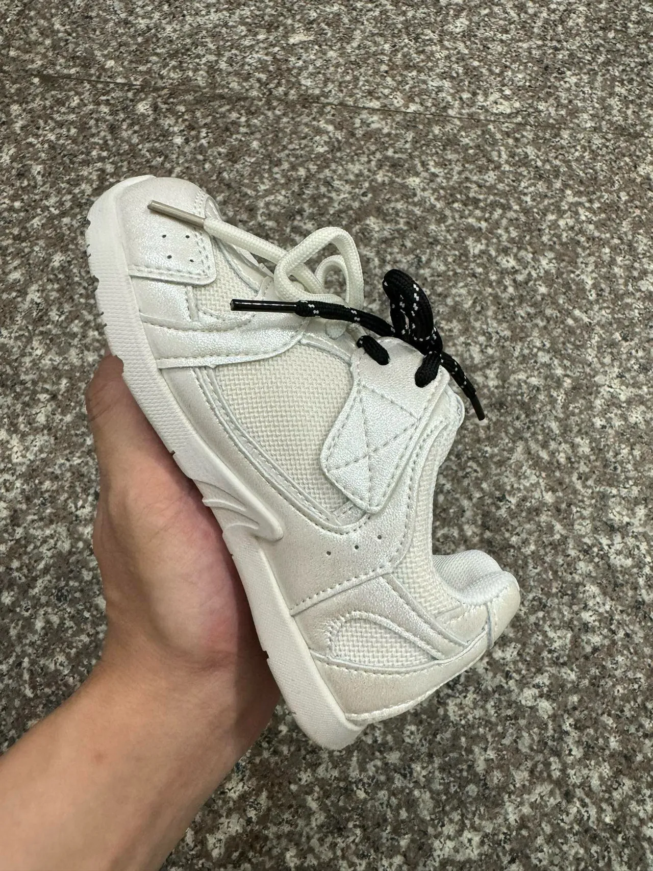 New Balance 327 Tênis Lifestyle Prata-Branco Iridescente 4