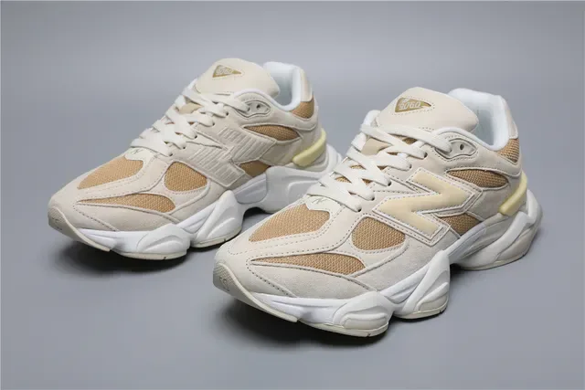 New Balance 9060 بيج وكريمي حذاء نمطي 5