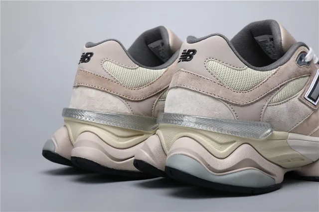 New Balance 9060 tênis chunky bege e cinza 2