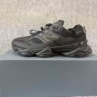 New Balance 9060 أسود أحادي اللون قاعدة منحوتة حذاء رياضي سميك