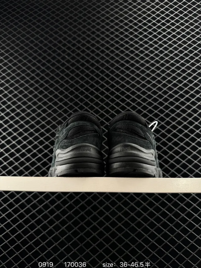 New Balance 9060 أحادي اللون أسود حذاء رياضي سميك 2