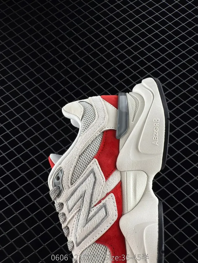 New Balance 9060 Chaussures chunky blanches rouges grises 3