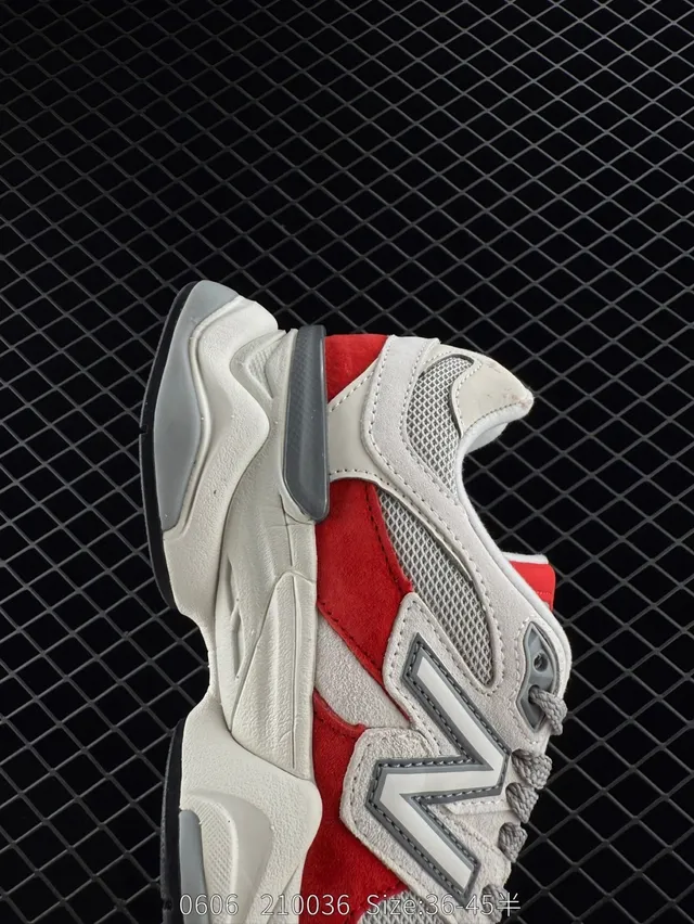 New Balance 9060 Chaussures chunky blanches rouges grises 4