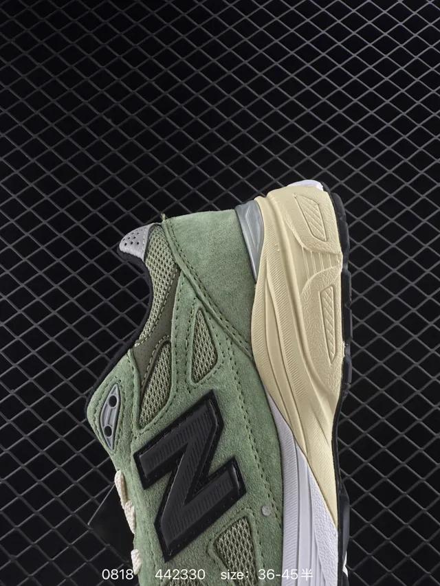 New Balance 990 Baskets Chunky Vert Olive Daim et Maille 3