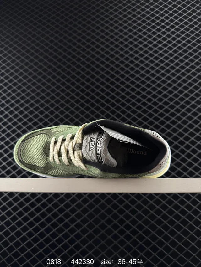 New Balance 990 Baskets Chunky Vert Olive Daim et Maille 4