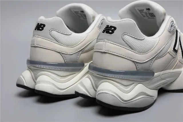 New Balance Beige Negro Suela Plataforma Gruesa Malla Y Construcción De Overlay Sintético Sneakers Lifestyle 8