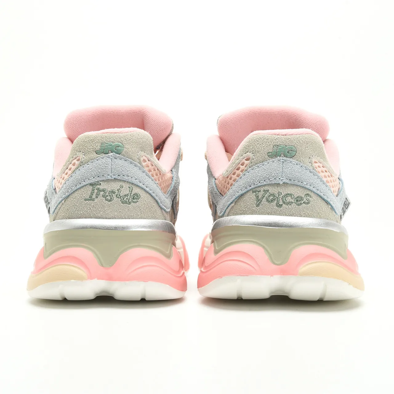 New Balance Blue Beige Multi-Layered Sole Oversized N Logo Chunky Sneakers 11