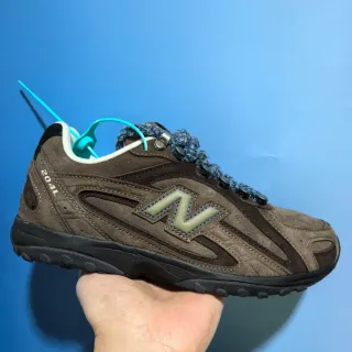 New Balance بني أزرق أنتق الجزء العلوي خشن Tread السول أحذية أسلوب حياة