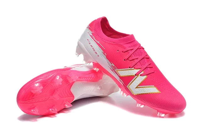 New Balance Furon Chaussures de football upper knit rose blanc crampons coniques moulés terrain ferme 7