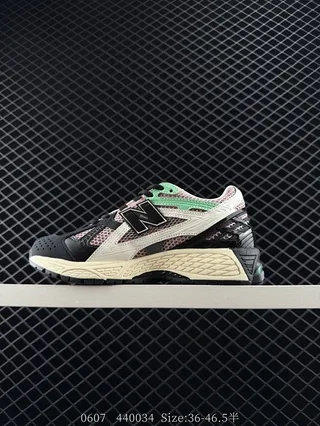New Balance M1906 Noir Multicolore Maille Stratifiée Et Overlays Synthétiques Semelle Intermédiaire Ridgée Baskets Chunky 1