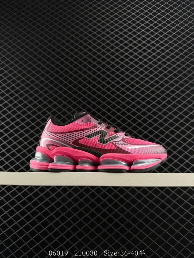 New Balance NB2000 رمادي فاتح وأزرق شفاف حذاء رياضي أسلوب حياة 3