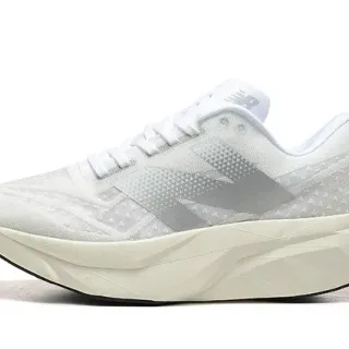 New Balance Chaussure de course Blanche Gris Gradiente Matière Mesh Ingénierisée Chaussures de course