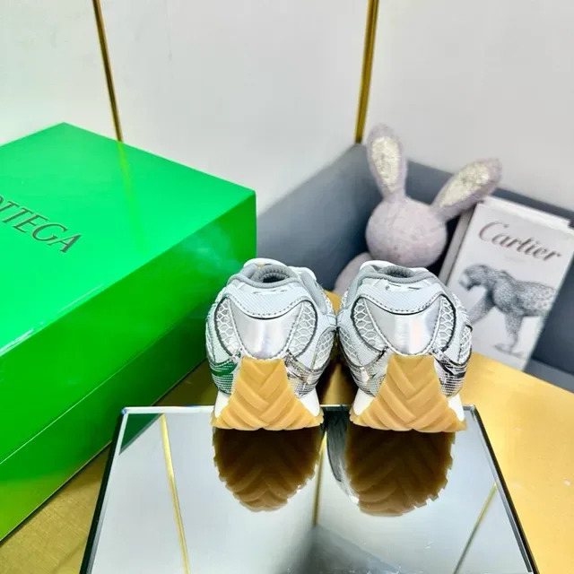 New Balance argent vert couches maille alvéolée synthétique superposition de cage sneakers lifestyle 9