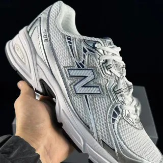 New Balance White Navy Mesh Upper Metallic Silver Overlays Running Shoes