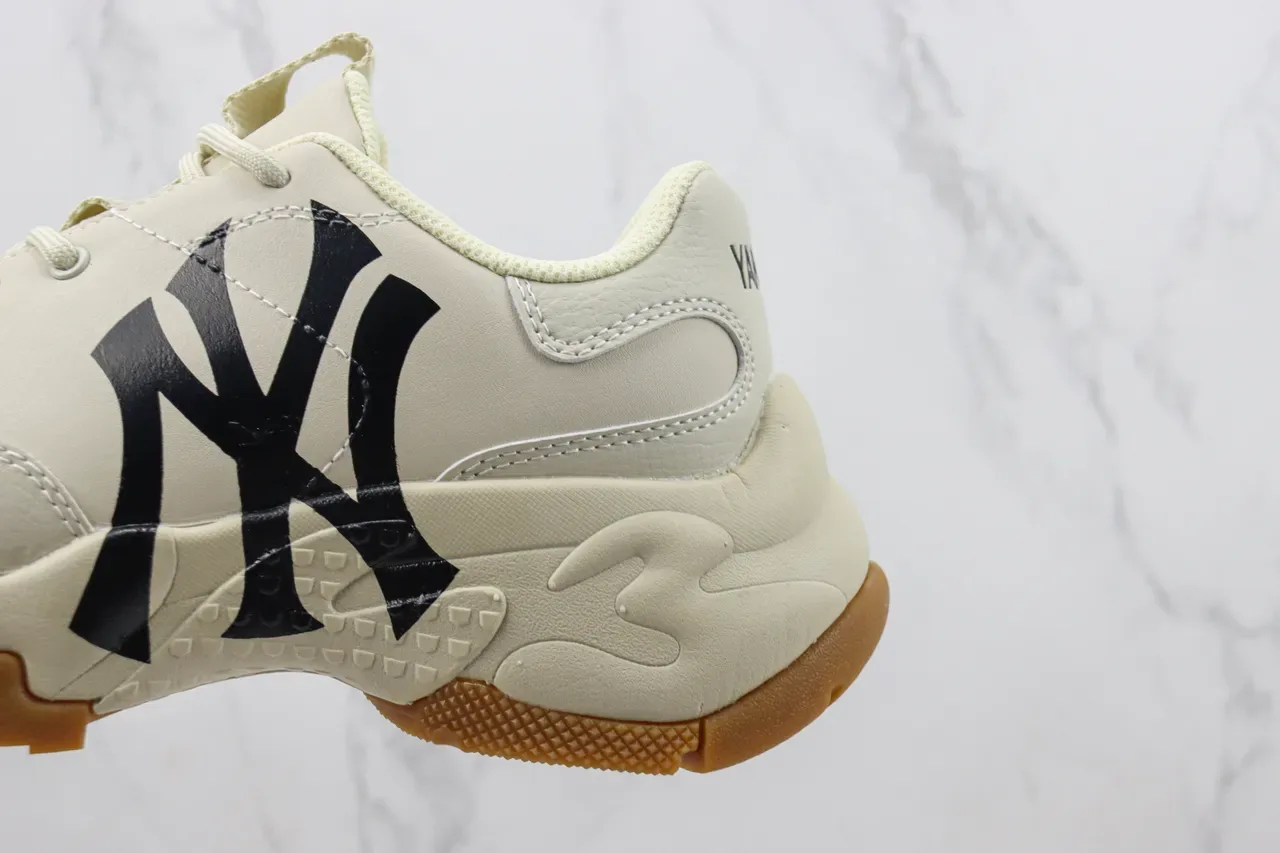 New Era Beige Semelle Noire Tige Cuir et Maille Sneakers Chunky 7